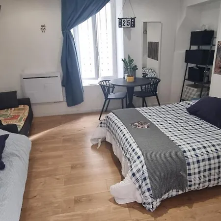 Apartment Cozy A 100 M Des Halles *