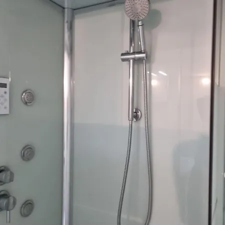 Apartment Cozy A 100 M Des Halles